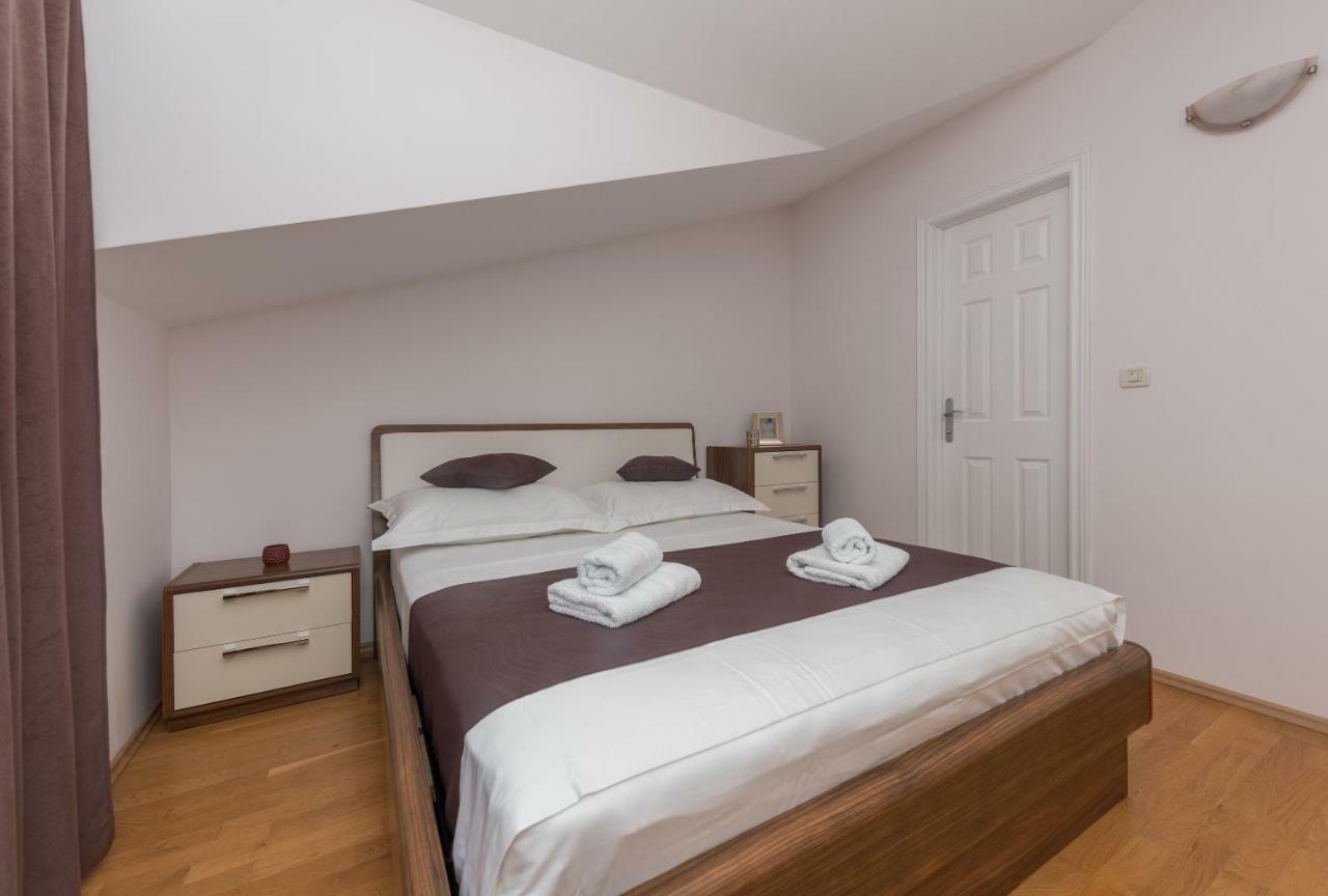 Apartments Naja Makarska Extérieur photo