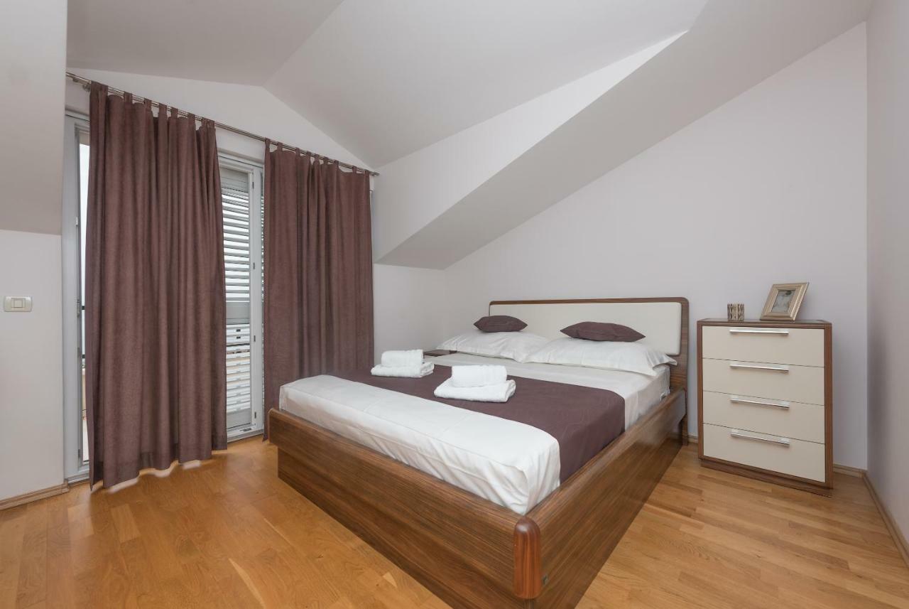 Apartments Naja Makarska Extérieur photo