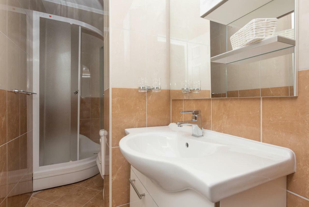 Apartments Naja Makarska Extérieur photo